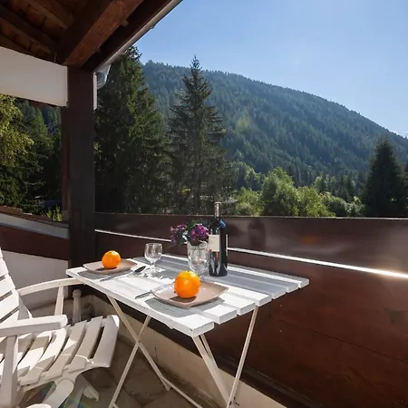 Sainte-foy-l'argentiere Sleeps 6 *